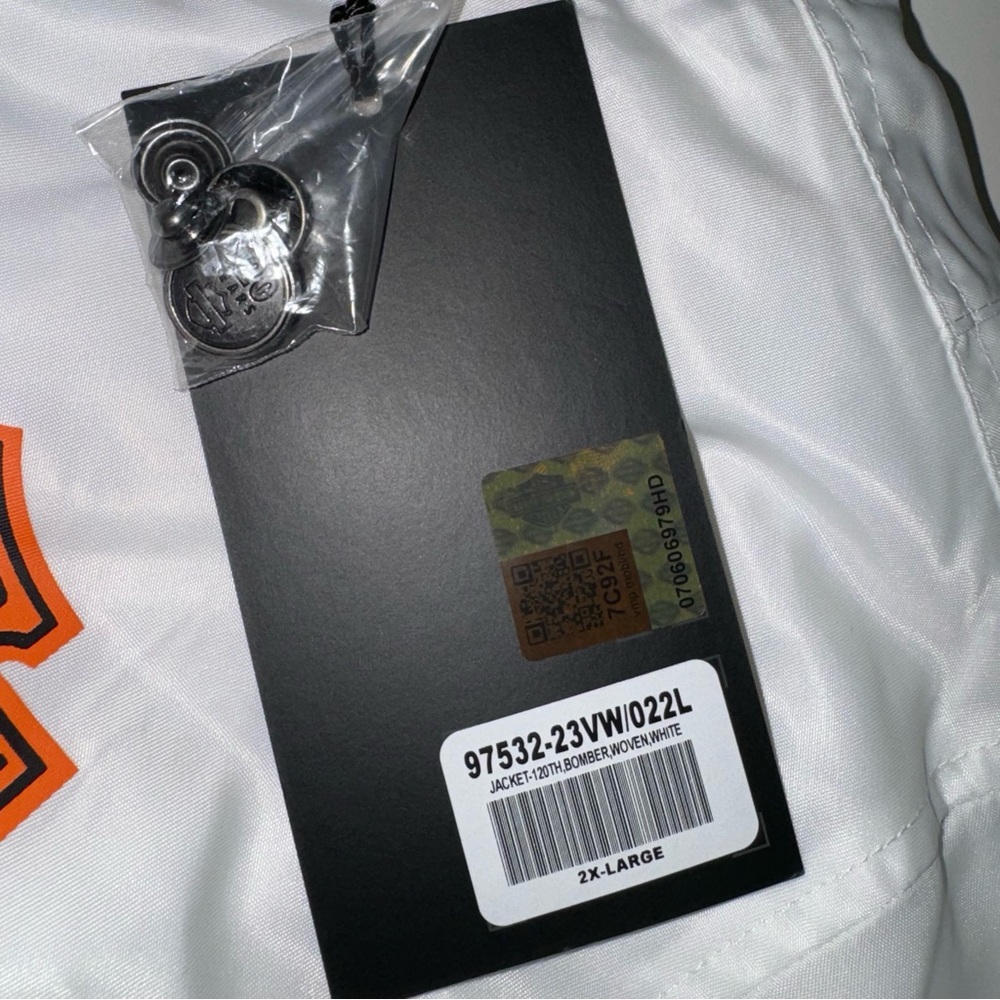 NEW Harley Davidson Women's Bomber Jacket 120th Anniversary 2XL 2X-Large White - Picture 5 of 9